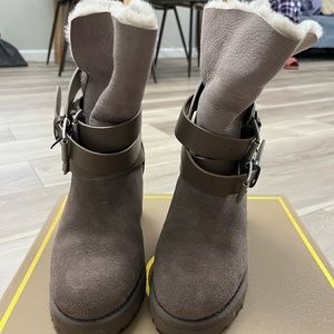 Ash platform boots